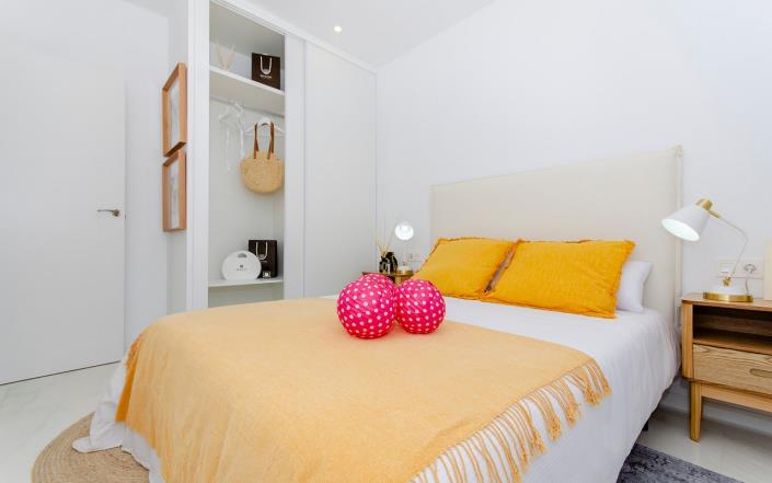 Image No.19-3 Bed Semi-Detached for sale