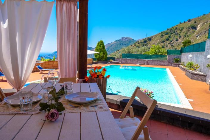 Image No.24-Maison de campagne de 1 chambre à vendre à Letoianni