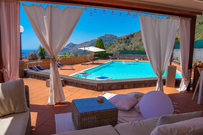 Image No.26-Maison de campagne de 1 chambre à vendre à Letoianni