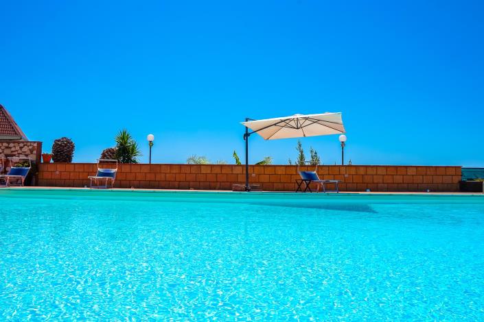 Image No.36-Maison de campagne de 1 chambre à vendre à Letoianni