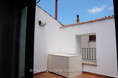 18--Maison-Emiliano-gratteri-buy-a-property-in-sicily-2