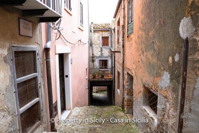 Casa-li-bianchi-real-estate-pollina-property-in-sicily-25