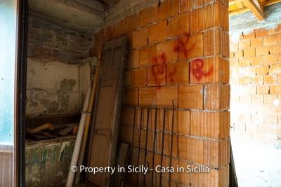 Casa-li-bianchi-real-estate-pollina-property-in-sicily-2