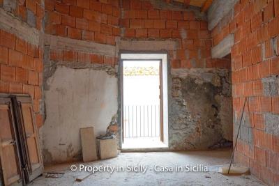 Casa-li-bianchi-real-estate-pollina-property-in-sicily-4