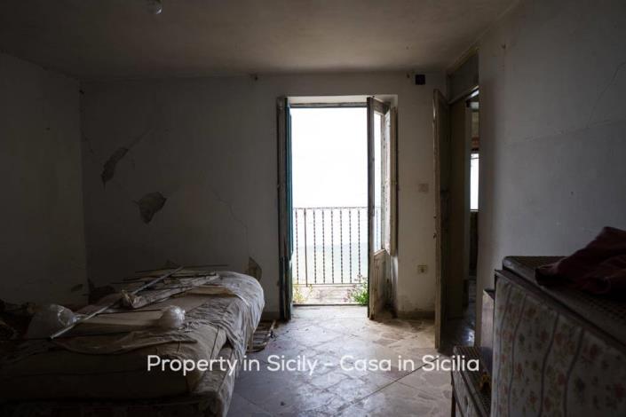 Image No.7-Maison de ville de 2 chambres à vendre à Pollina