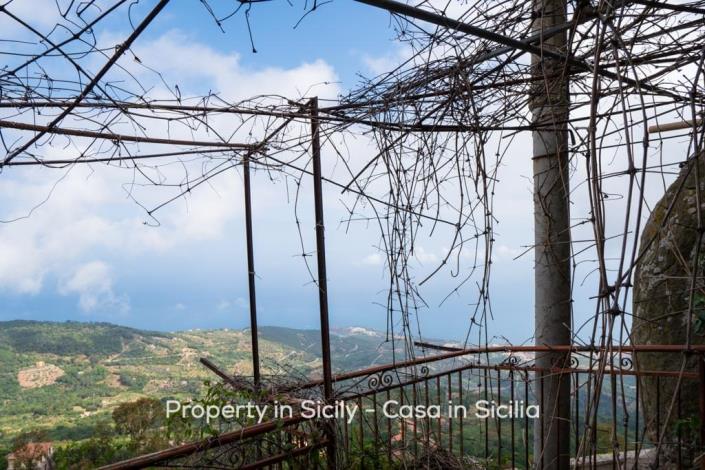 Image No.2-Maison de ville de 2 chambres à vendre à Pollina