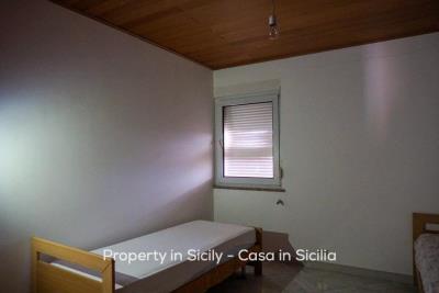 Casa-collosi-property-in-sicily-pollina-12