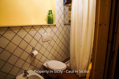 casa_claudia_rodi_milici_property_in_sicily_house_to_buy-19