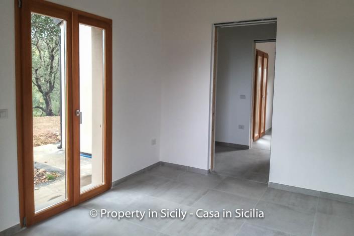 Image No.5-Maison de campagne de 2 chambres à vendre à Gratteri