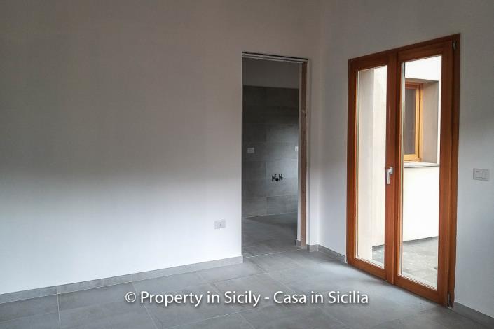 Image No.6-Maison de campagne de 2 chambres à vendre à Gratteri