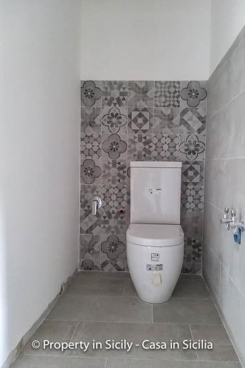 Image No.9-Maison de campagne de 2 chambres à vendre à Gratteri