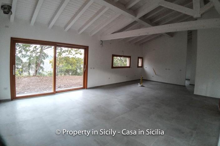 Image No.16-Maison de campagne de 2 chambres à vendre à Gratteri