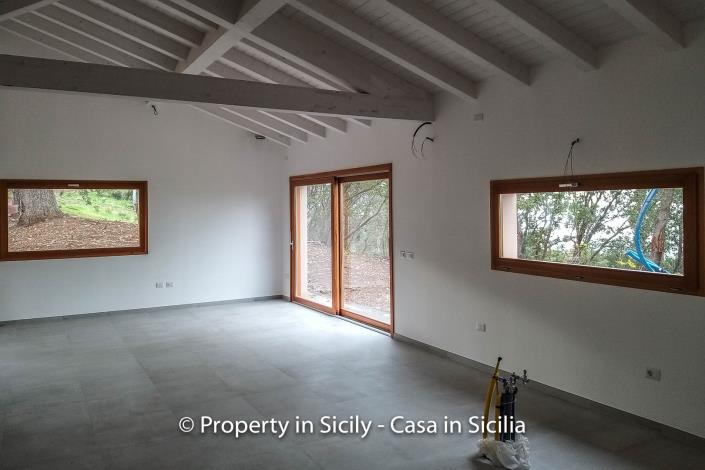 Image No.19-Maison de campagne de 2 chambres à vendre à Gratteri