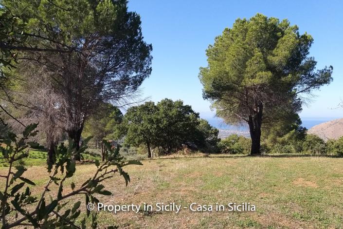 Image No.4-Maison de campagne de 2 chambres à vendre à Gratteri