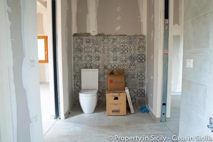 Image No.46-Maison de campagne de 2 chambres à vendre à Gratteri