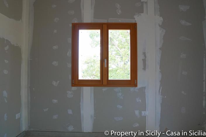 Image No.50-Maison de campagne de 2 chambres à vendre à Gratteri