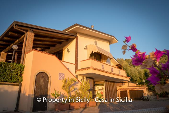 Image No.13-Villa de 3 chambres à vendre à Sant'Agata di Militello