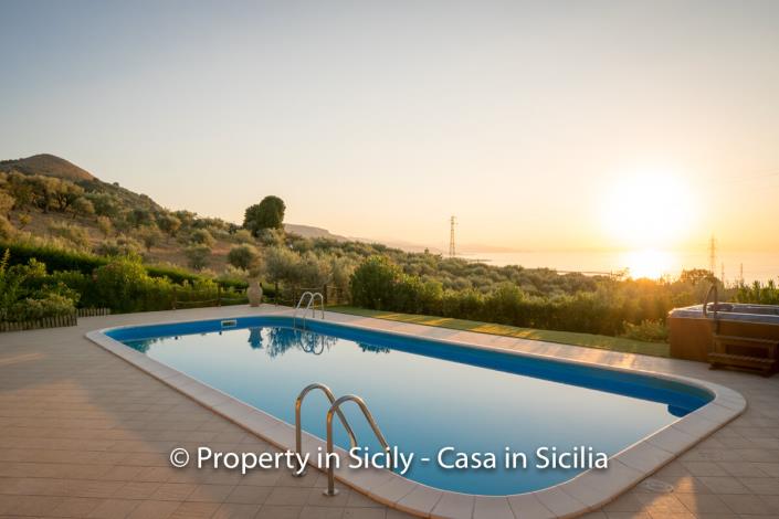 Image No.20-Villa de 3 chambres à vendre à Sant'Agata di Militello