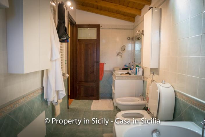 Image No.41-Villa de 3 chambres à vendre à Sant'Agata di Militello