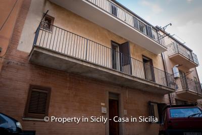 Casa-salvina-pollina-townhouse-property-sicily-1