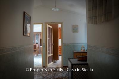 Casa-salvina-pollina-townhouse-property-sicily-15