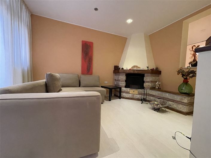 Image No.6-Appartement de 2 chambres à vendre à Bagheria