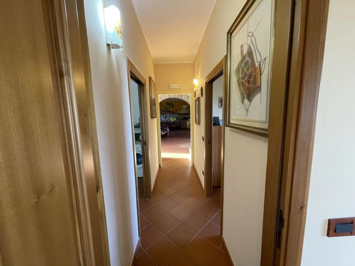 Image No.11-Villa de 4 chambres à vendre à Caronia