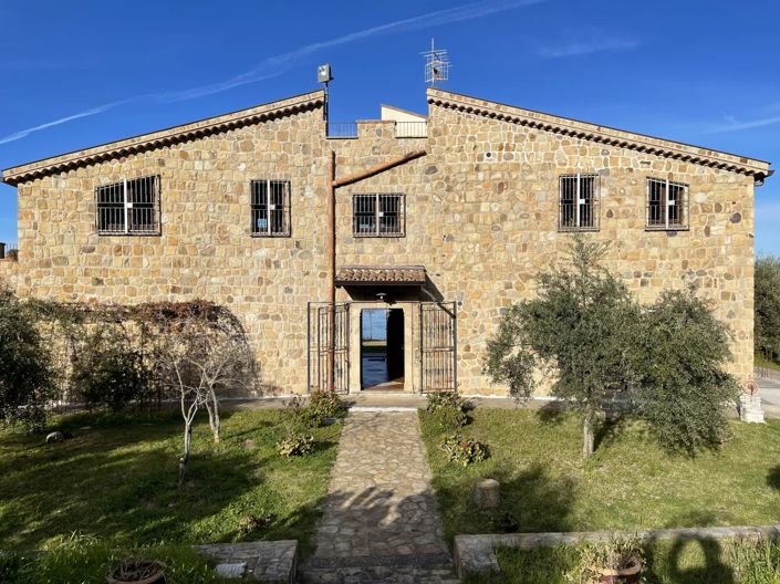 Image No.5-Villa de 4 chambres à vendre à Caronia