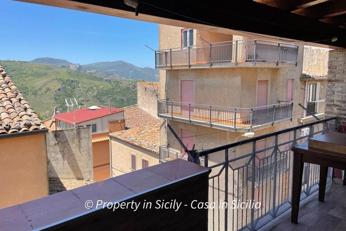 Image No.20-Maison de 2 chambres à vendre à Caltavuturo