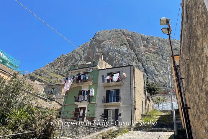 Image No.21-Maison de 2 chambres à vendre à Caltavuturo