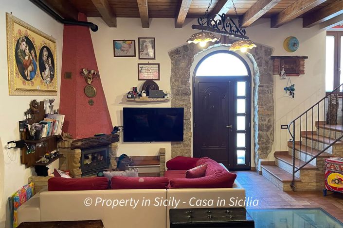 Image No.5-Maison de 2 chambres à vendre à Caltavuturo