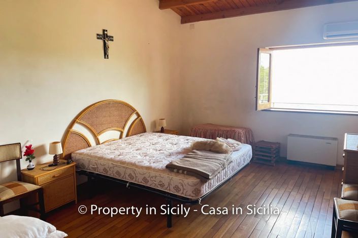 Image No.24-Villa de 4 chambres à vendre à Cefalù