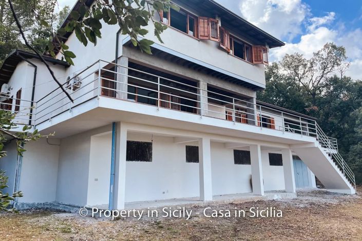 Image No.6-Villa de 4 chambres à vendre à Cefalù