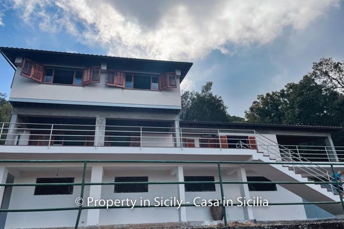 Image No.7-Villa de 4 chambres à vendre à Cefalù