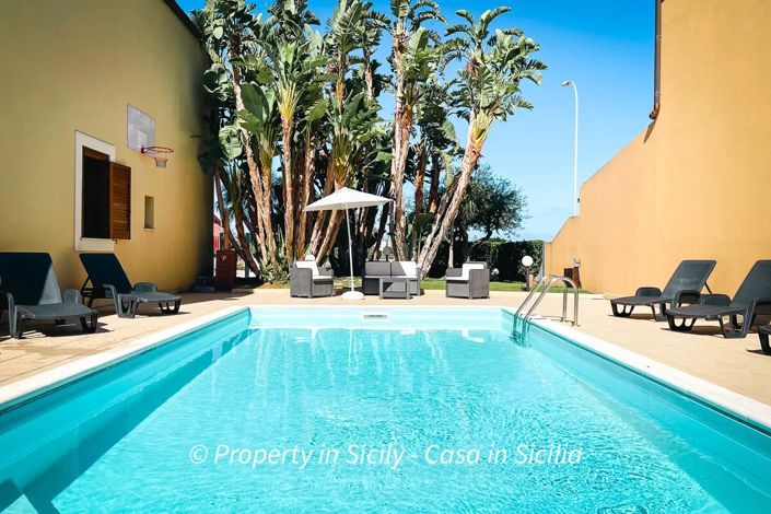 Image No.5-Maison de 3 chambres à vendre à Valderice