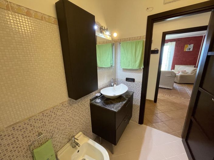 Image No.29-2 Bed Villa for sale