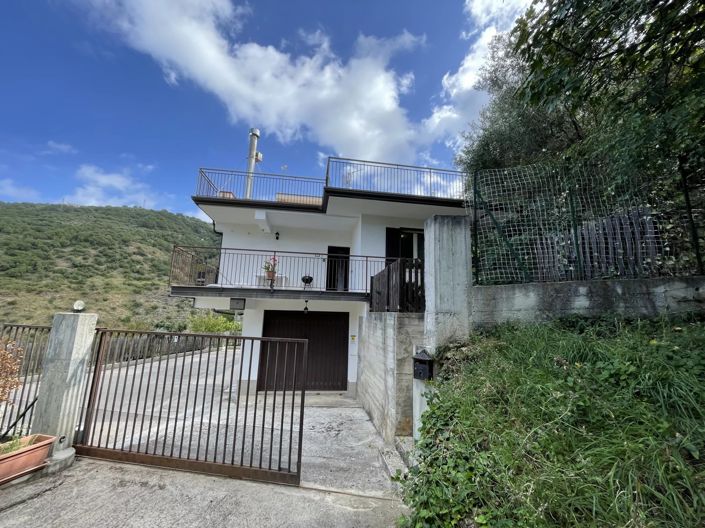 Image No.4-2 Bed Villa for sale