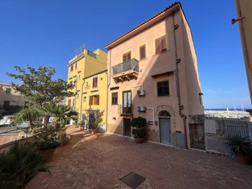 1 - Santa Flavia, Apartment