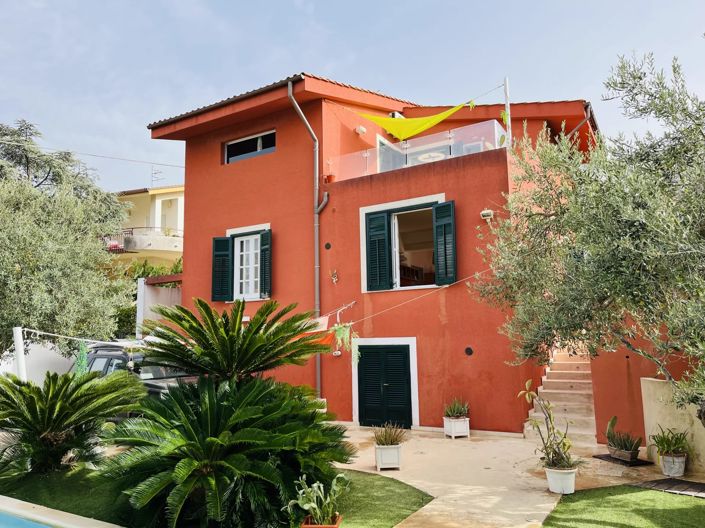 Image No.2-Villa de 3 chambres à vendre à Valderice