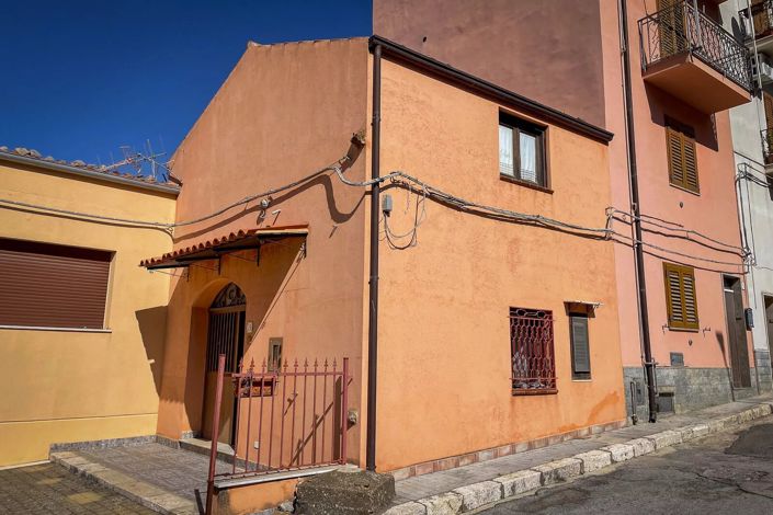 Image No.10-Appartement de 3 chambres à vendre à Gratteri