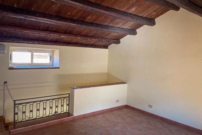 Image No.4-Appartement de 3 chambres à vendre à Gratteri