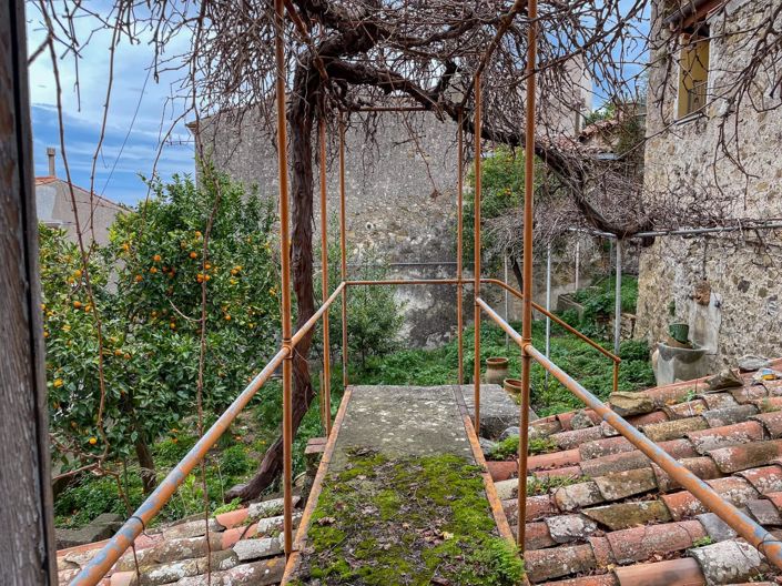 Image No.8-Maison de 7 chambres à vendre à Isnello