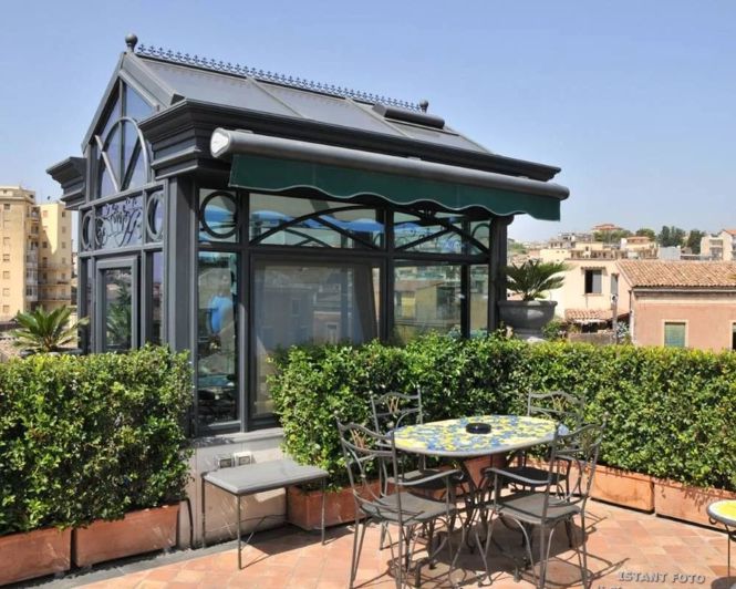 Image No.16-10 Bed Villa for sale