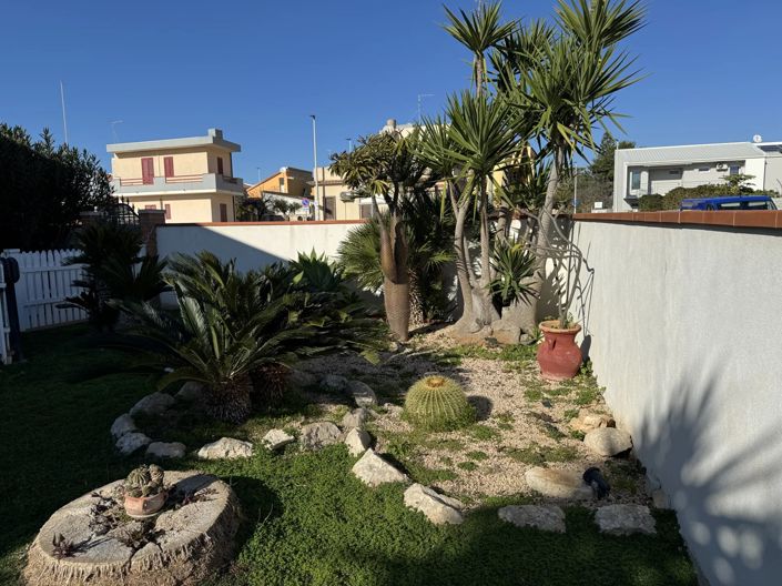 Image No.3-2 Bed Villa for sale