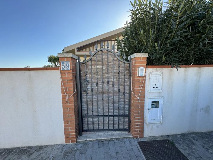 Image No.5-2 Bed Villa for sale