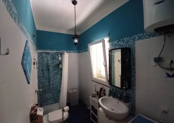 Image No.18-3 Bed Villa for sale