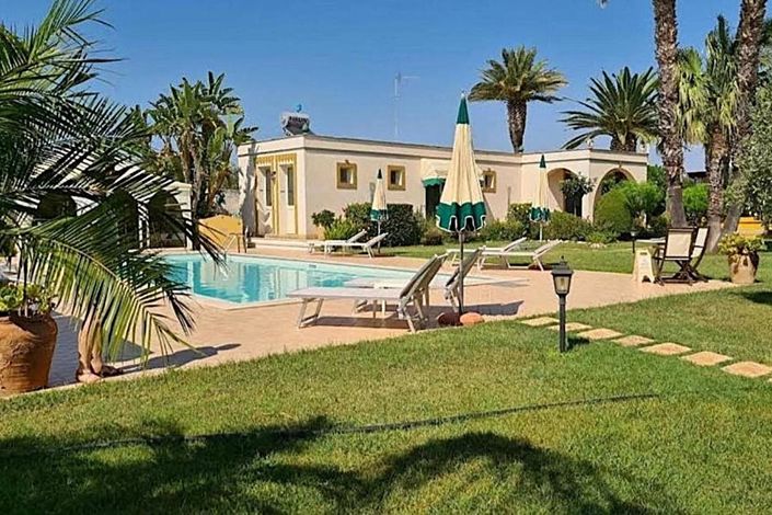 Image No.9-Villa de 10 chambres à vendre à Castelvetrano