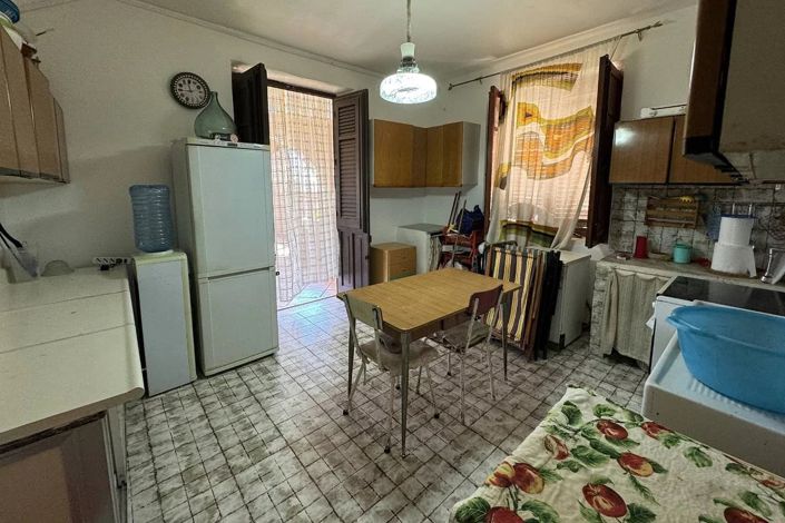 Image No.12-Appartement de 3 chambres à vendre à Casteldaccia