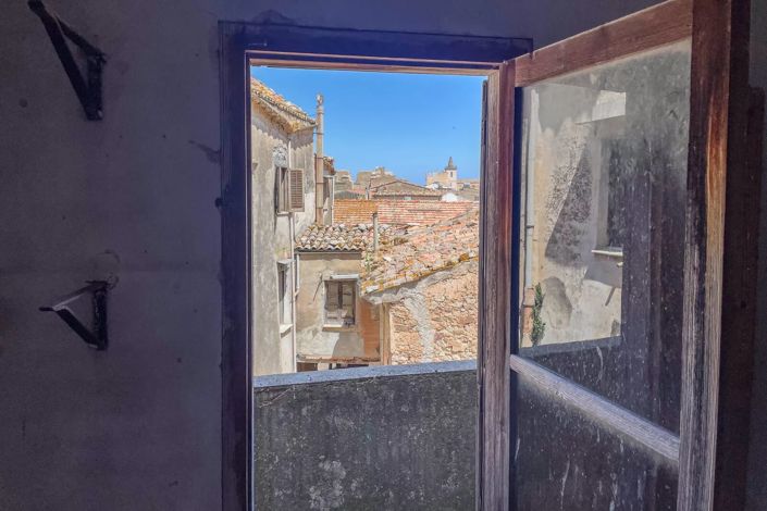 Image No.19-Maison de 5 chambres à vendre à Collesano