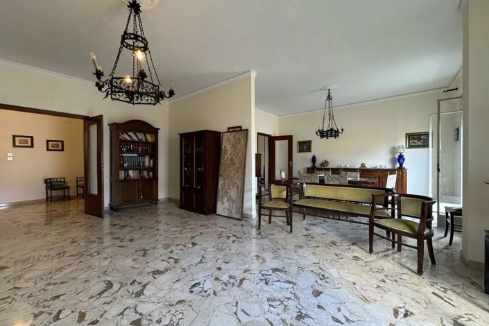 Image No.13-3 Bed Apartment for sale